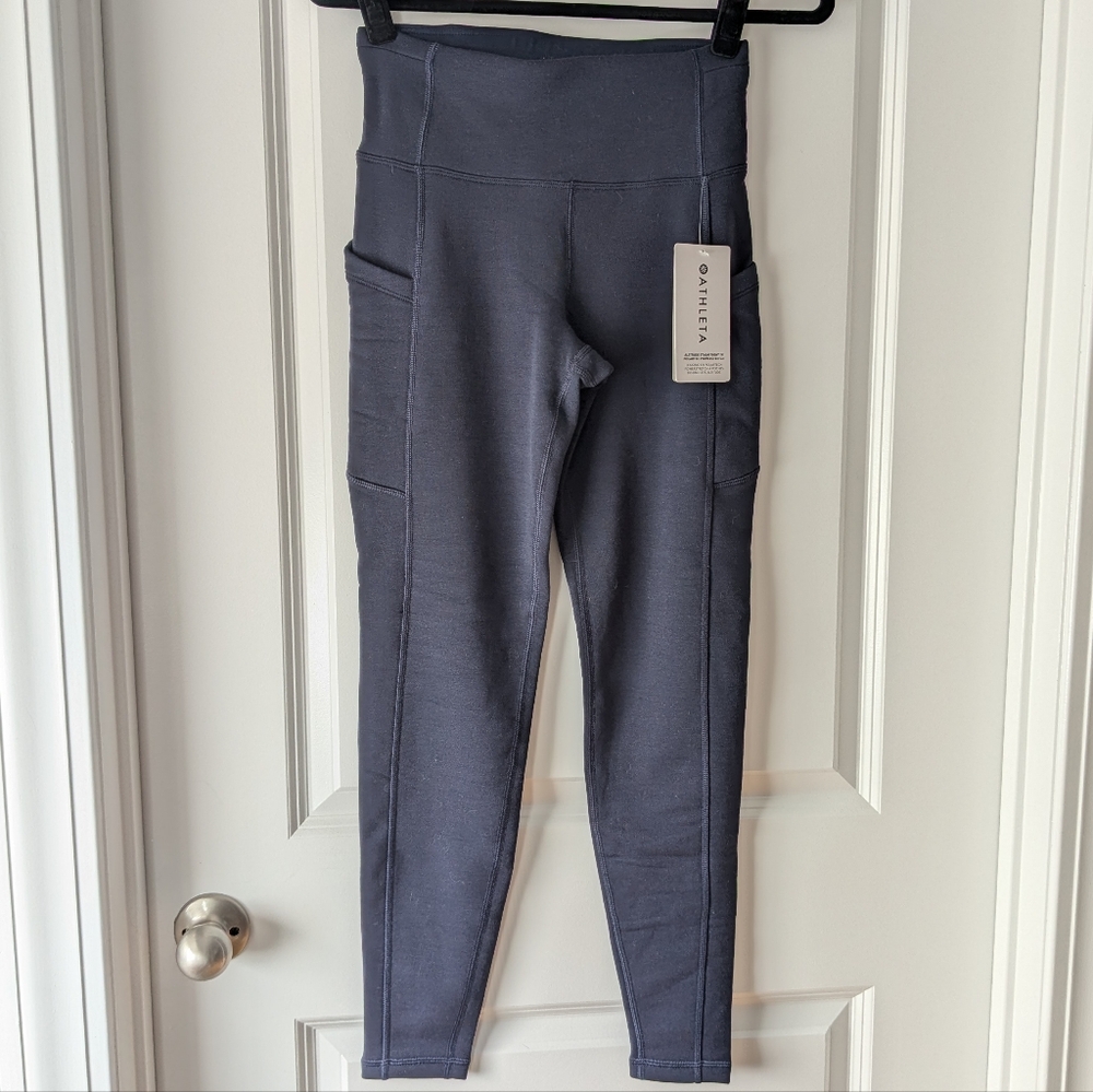 NWT Athleta Altitude Edge Stash Legging, XS Navy